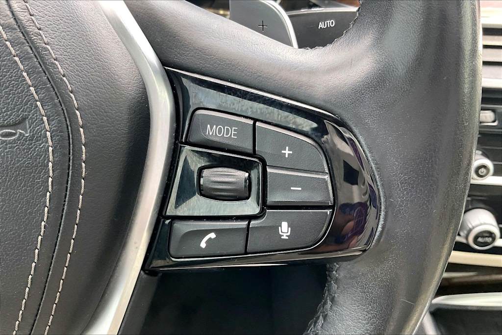 Thumbnail: 2019 BMW 5 Series - 24