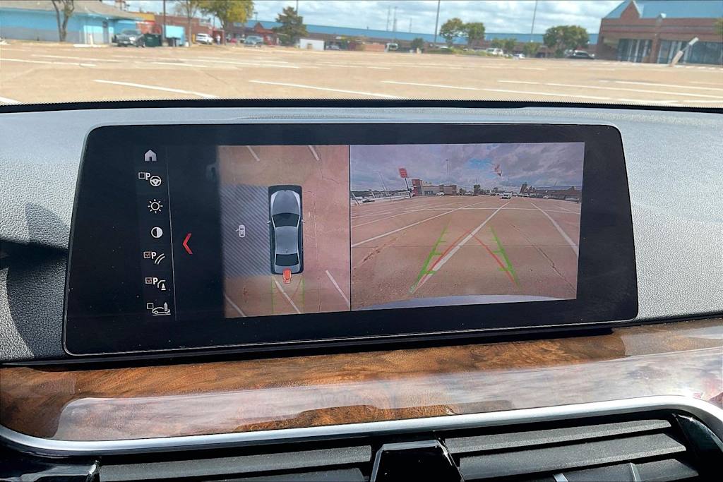 Thumbnail: 2019 BMW 5 Series - 25