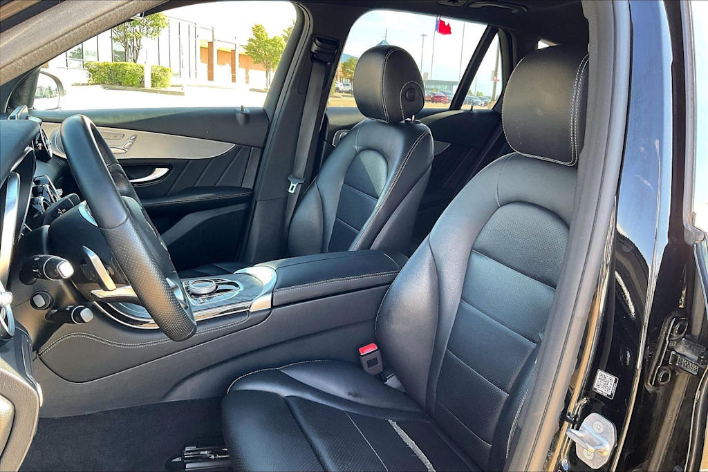 Thumbnail: 2019 Mercedes-Benz GLC - 8