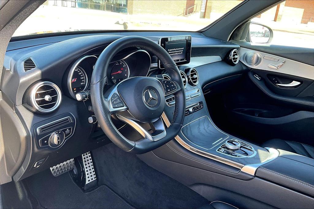 Thumbnail: 2019 Mercedes-Benz GLC - 2