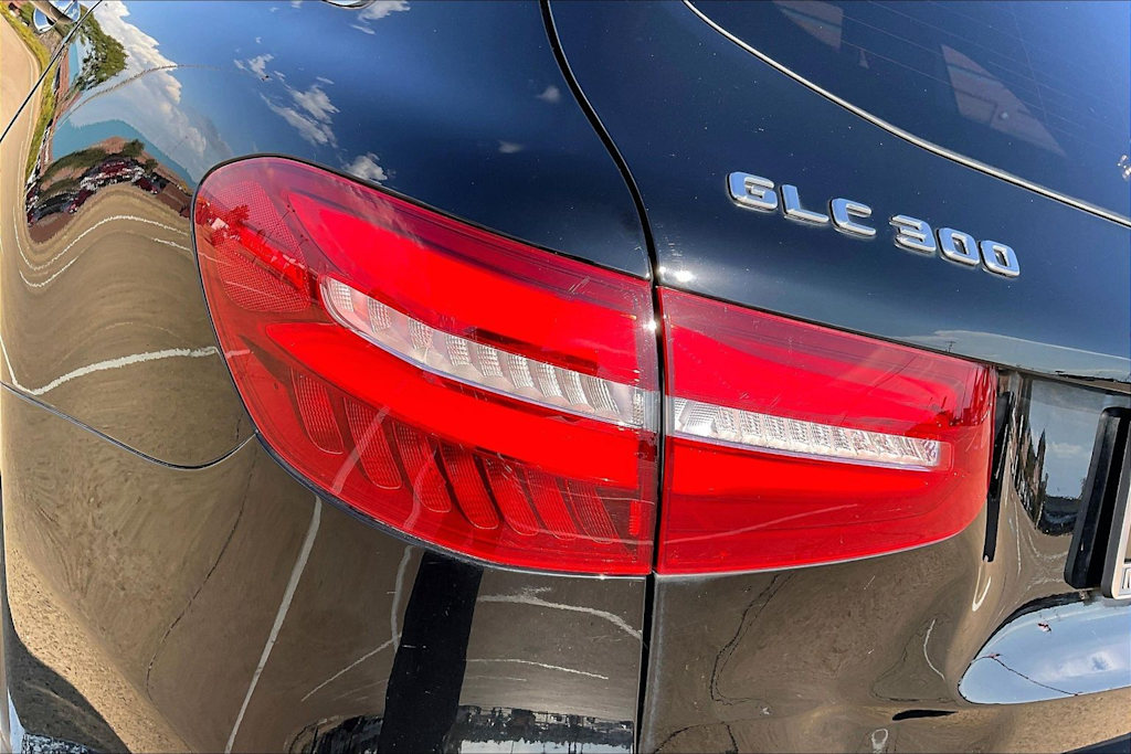 Thumbnail: 2019 Mercedes-Benz GLC - 28
