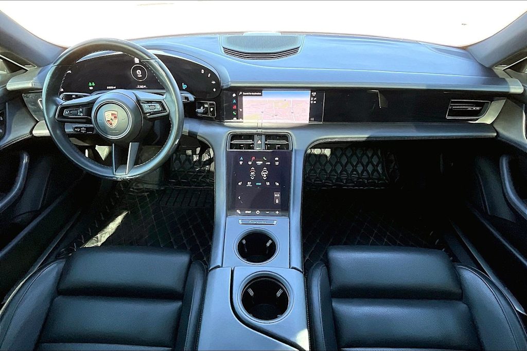 Thumbnail: 2020 Porsche Taycan - 9