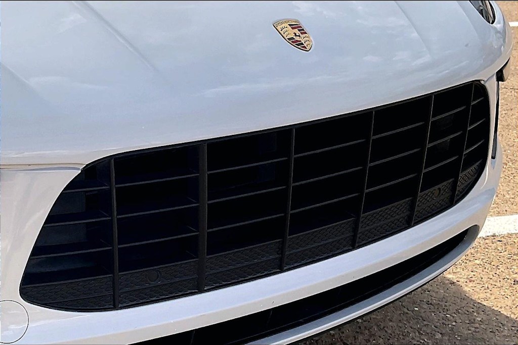 Thumbnail: 2018 Porsche Macan - 32