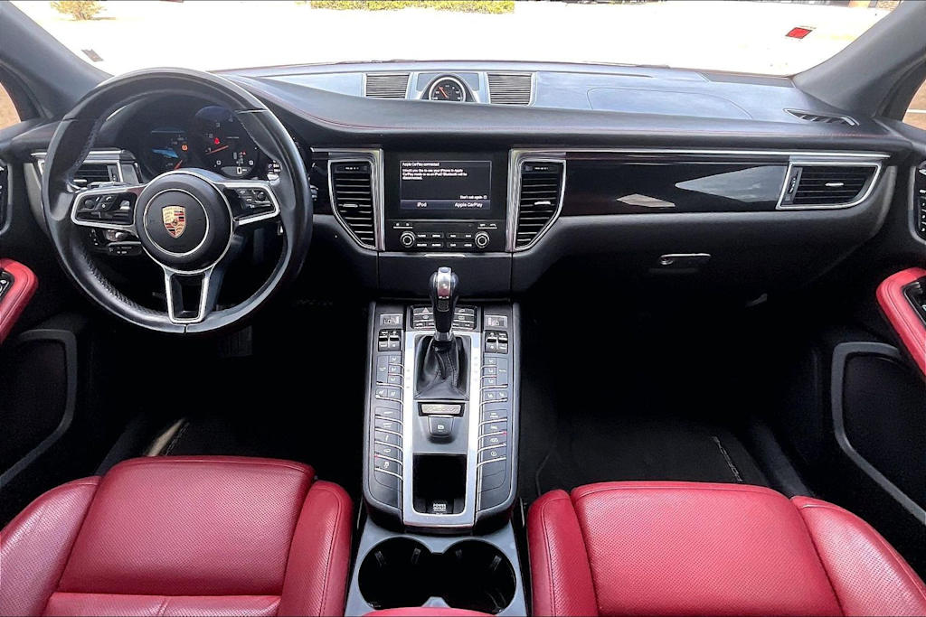 Thumbnail: 2018 Porsche Macan - 10