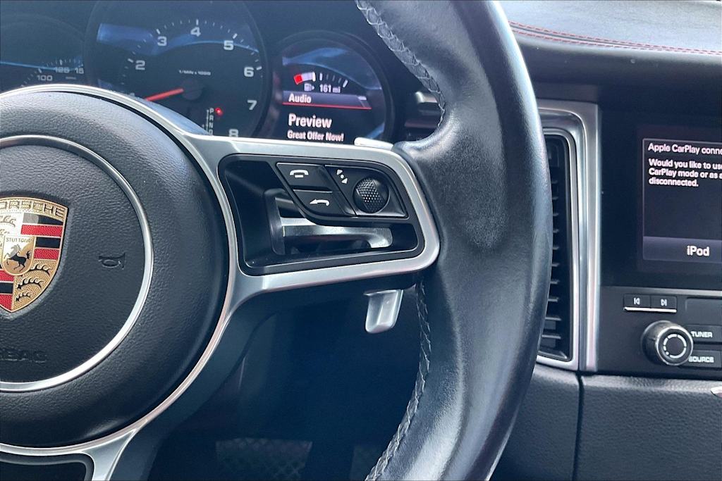 Thumbnail: 2018 Porsche Macan - 26