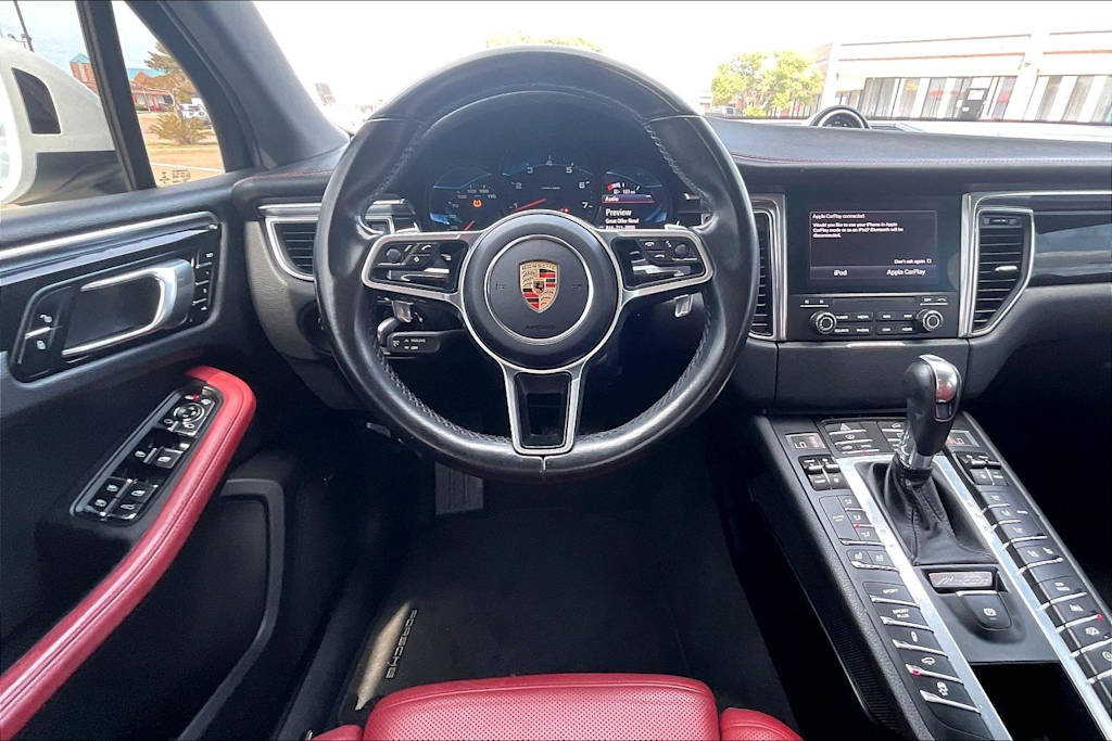 Thumbnail: 2018 Porsche Macan - 14