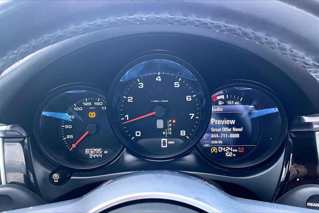 Thumbnail: 2018 Porsche Macan - 18