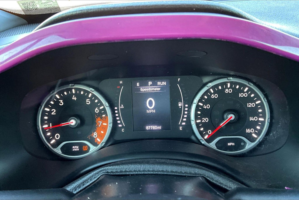 Thumbnail: 2018 Jeep Renegade - 17