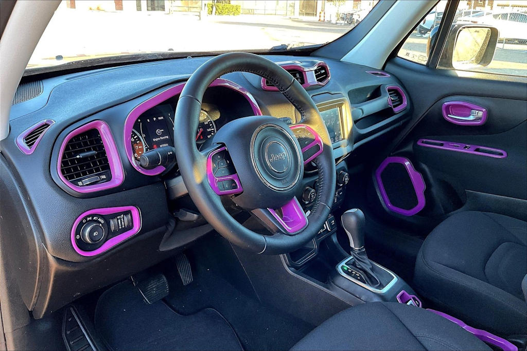 Thumbnail: 2018 Jeep Renegade - 2