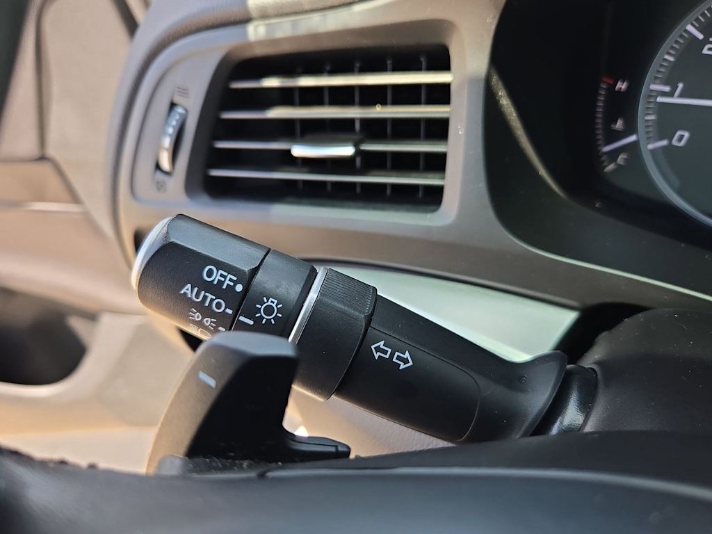 Thumbnail: 2019 Acura ILX - 31