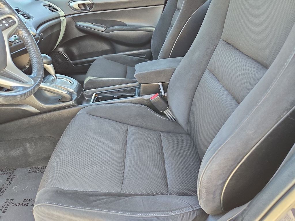 Thumbnail: 2010 Honda Civic - 10