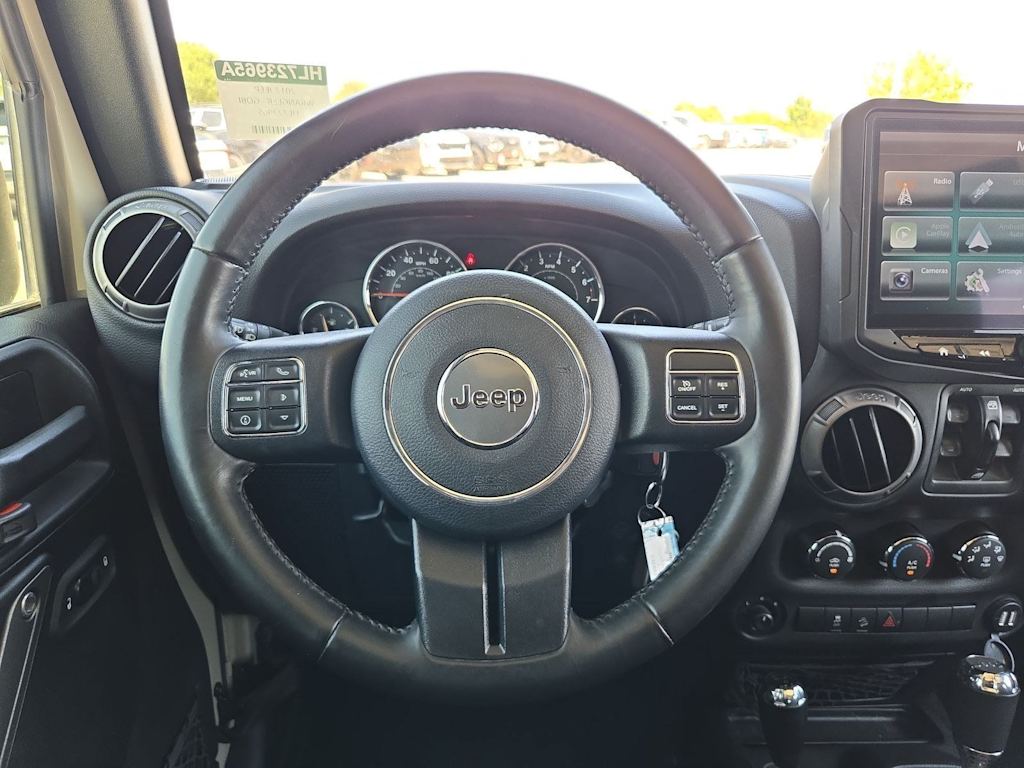 Thumbnail: 2017 Jeep Wrangler - 11