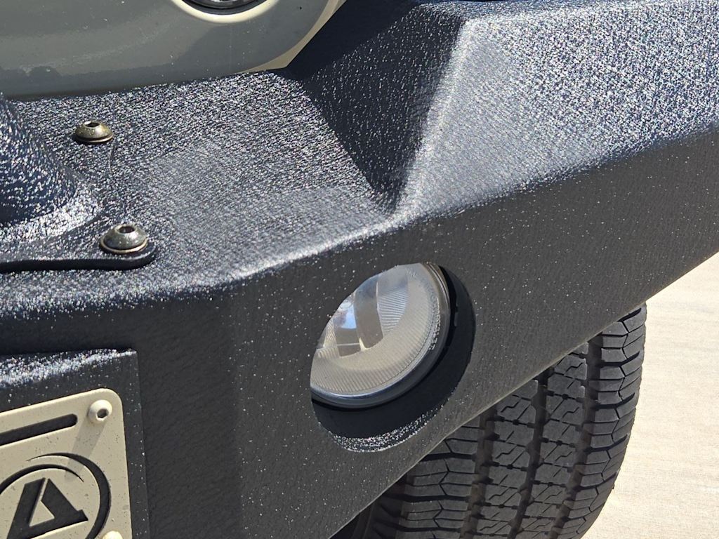 Thumbnail: 2017 Jeep Wrangler - 23