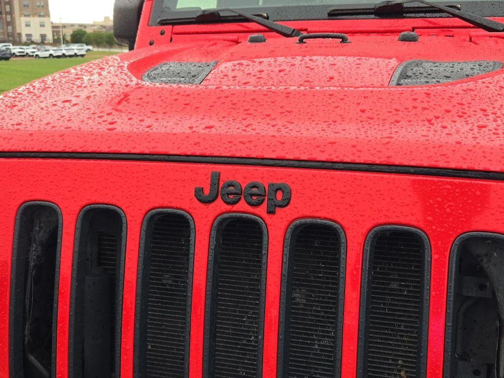 Thumbnail: 2015 Jeep Wrangler - 8