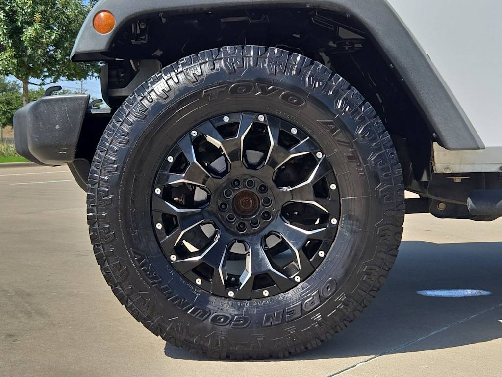 Thumbnail: 2014 Jeep Wrangler - 7