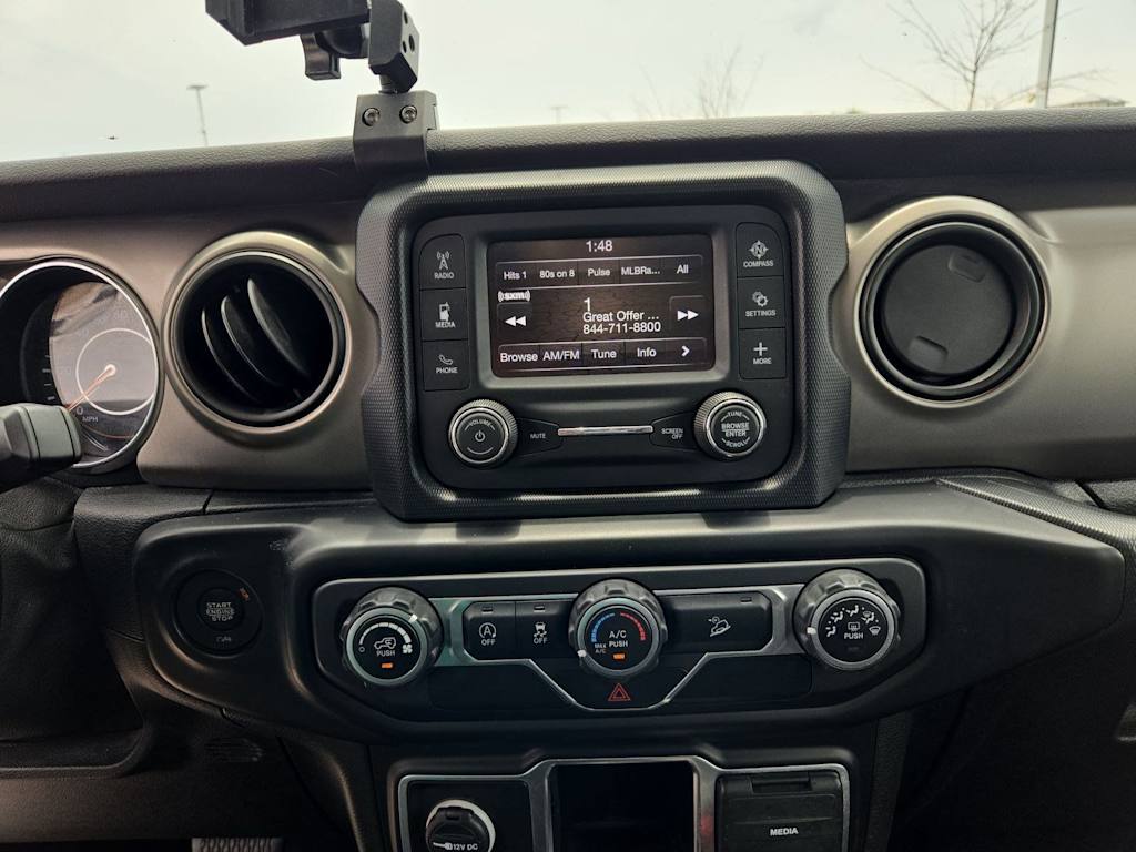 Thumbnail: 2020 Jeep Wrangler - 14