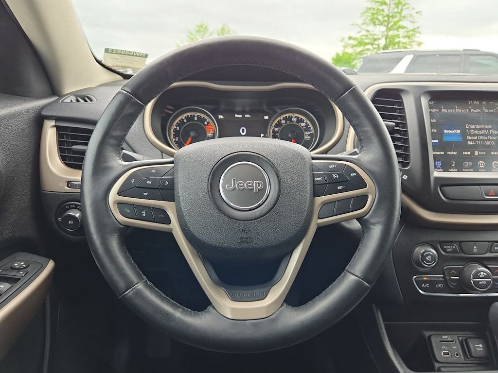 Thumbnail: 2017 Jeep Cherokee - 13