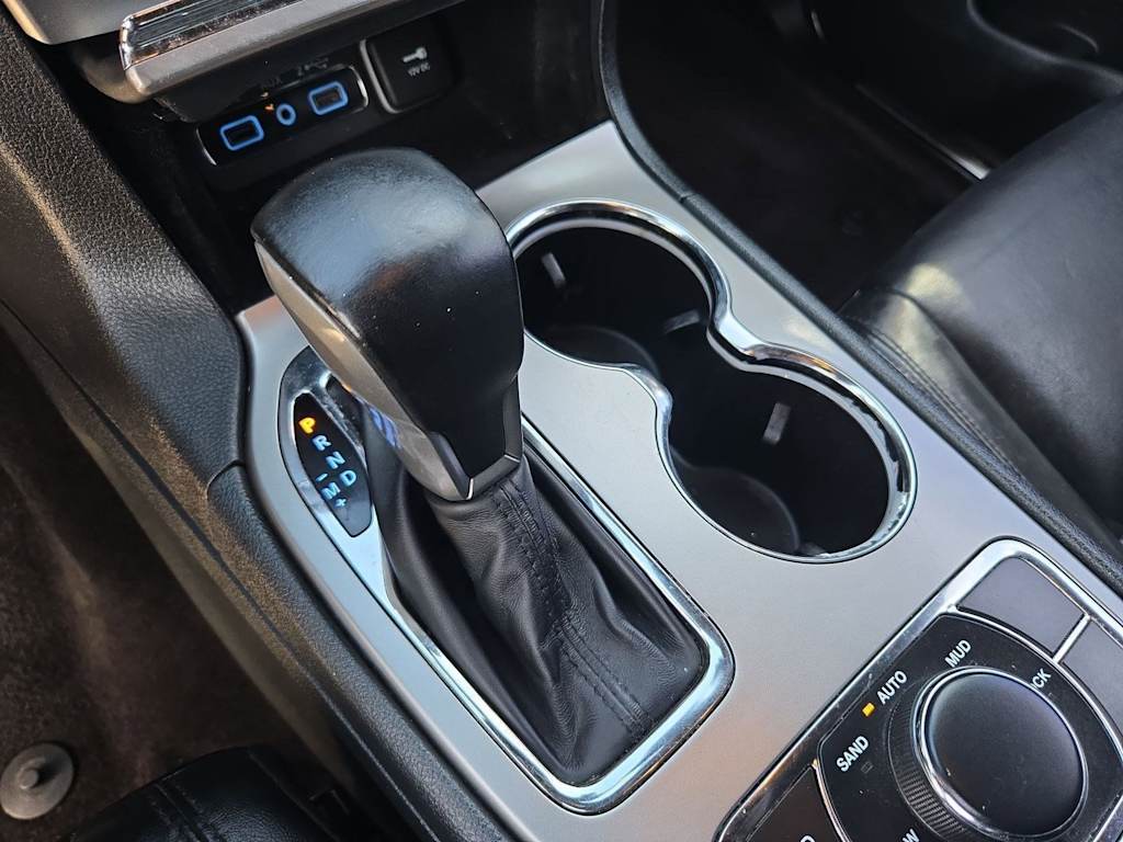 Thumbnail: 2018 Jeep Grand Cherokee - 15