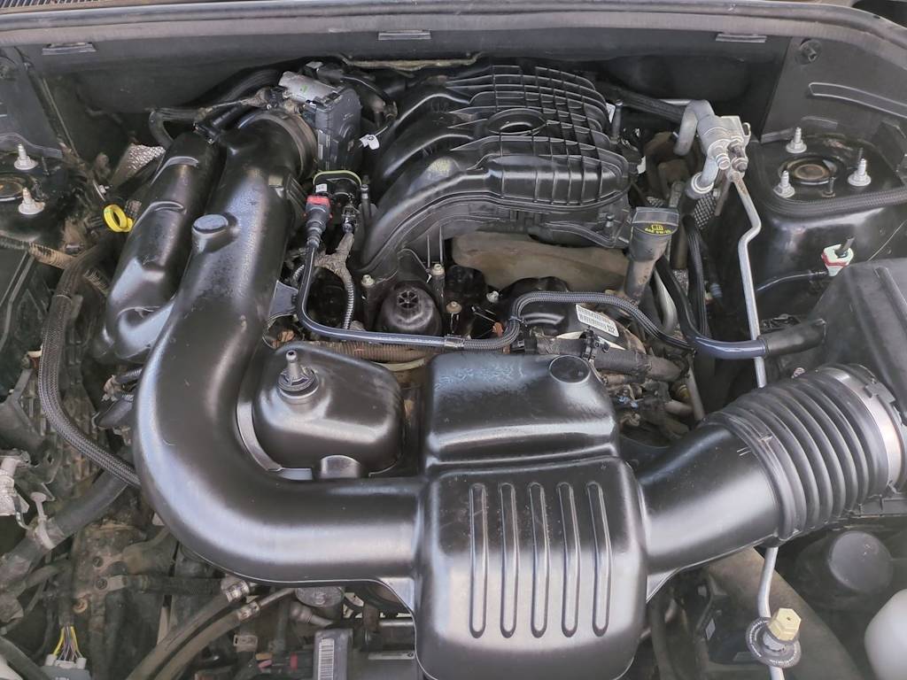 Thumbnail: 2015 Jeep Grand Cherokee - 9