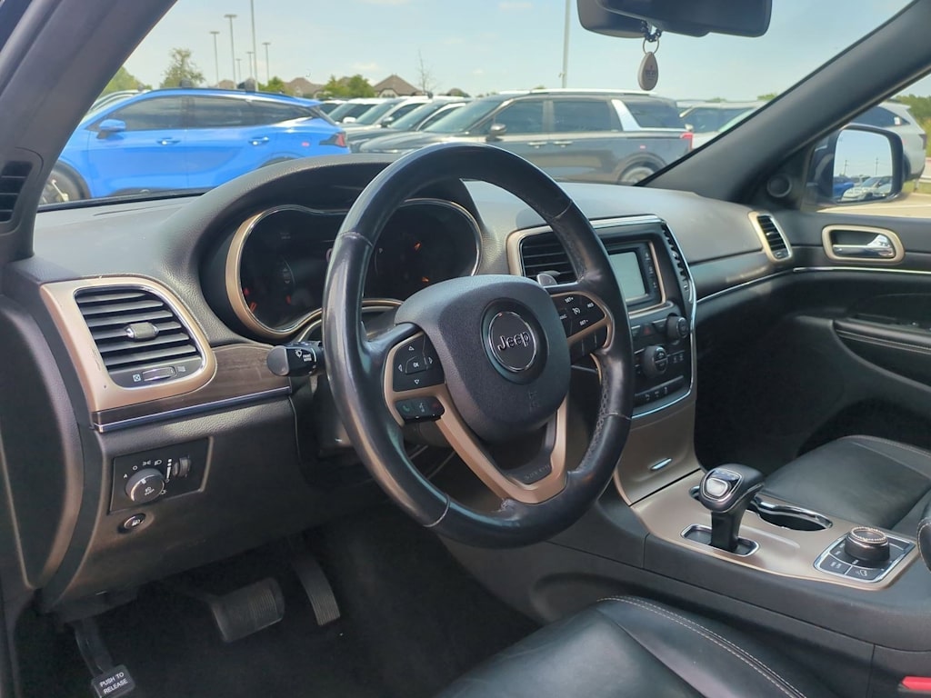 Thumbnail: 2015 Jeep Grand Cherokee - 2