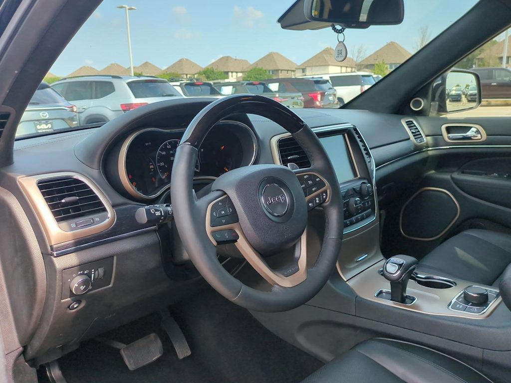Thumbnail: 2014 Jeep Grand Cherokee - 2