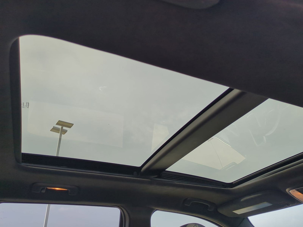 Thumbnail: 2014 Jeep Grand Cherokee - 29