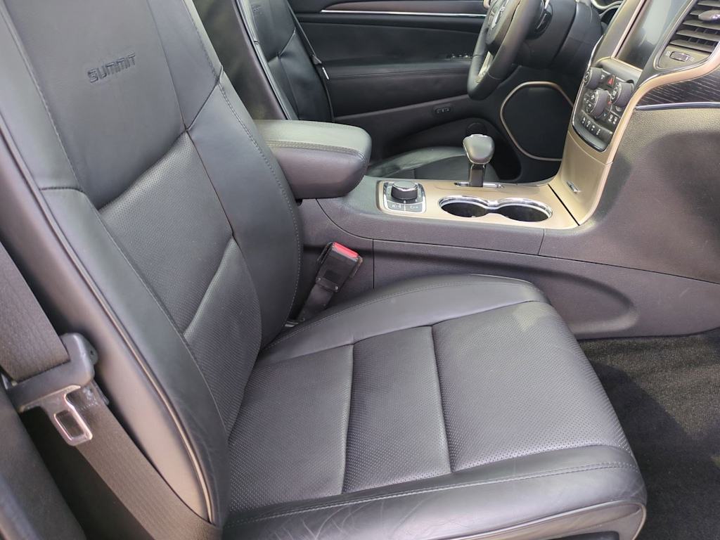 Thumbnail: 2014 Jeep Grand Cherokee - 12