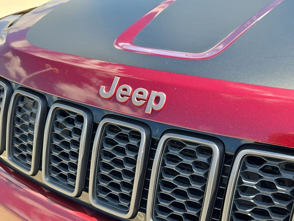 Thumbnail: 2017 Jeep Grand Cherokee - 7