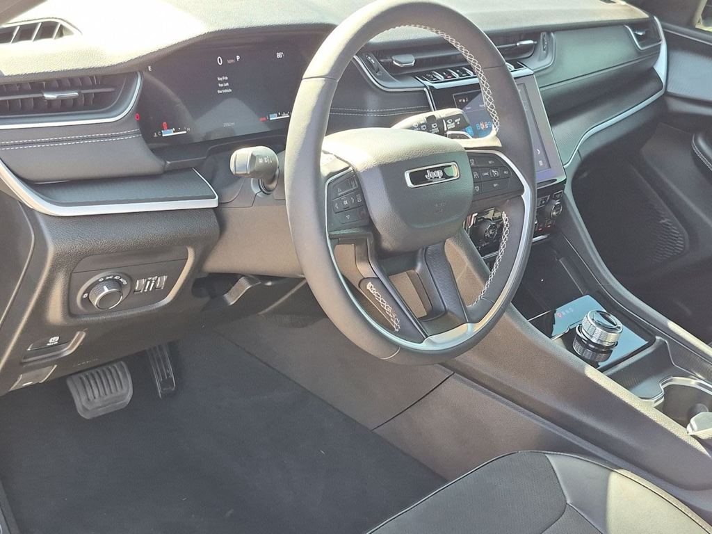 Thumbnail: 2025 Jeep Grand Cherokee - 2