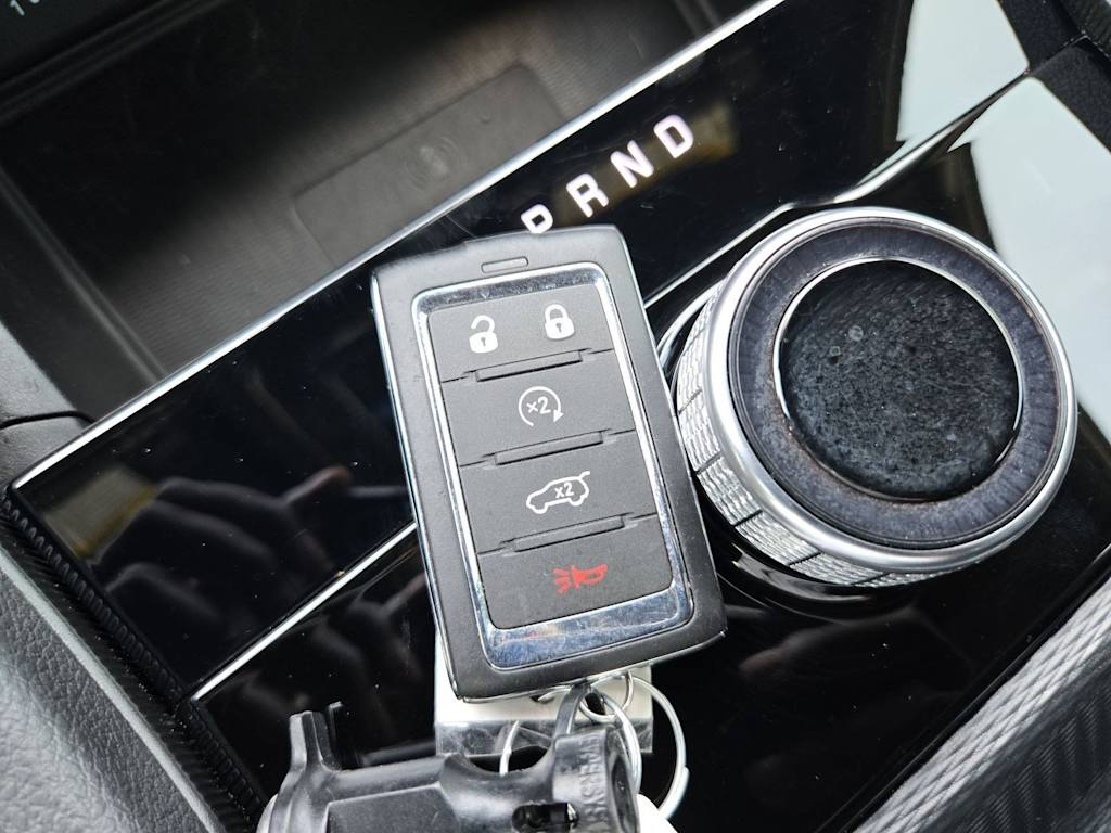 Thumbnail: 2025 Jeep Grand Cherokee - 34