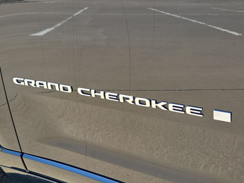 Thumbnail: 2021 Jeep Grand Cherokee L - 22