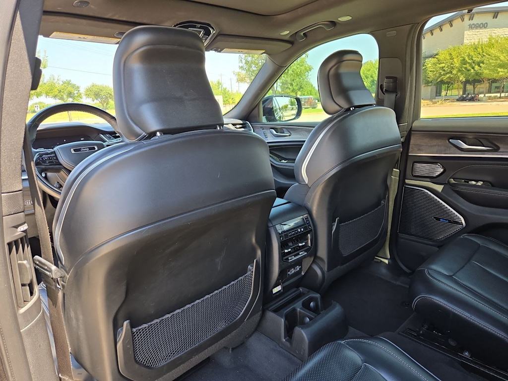 Thumbnail: 2021 Jeep Grand Cherokee L - 12