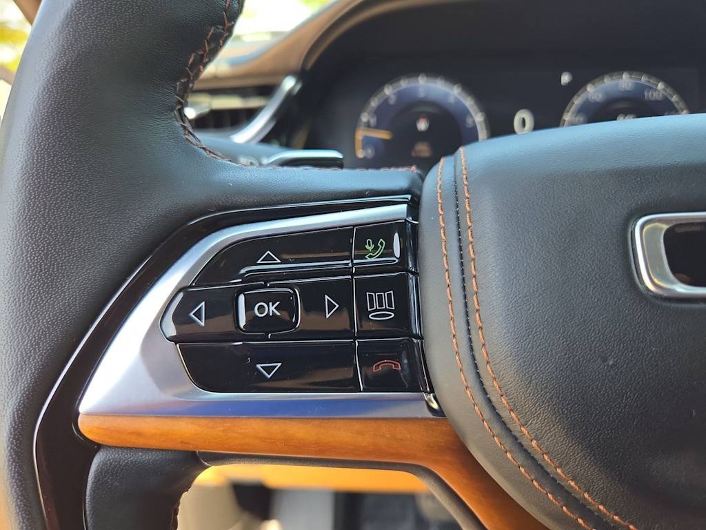 Thumbnail: 2024 Jeep Grand Cherokee L - 30