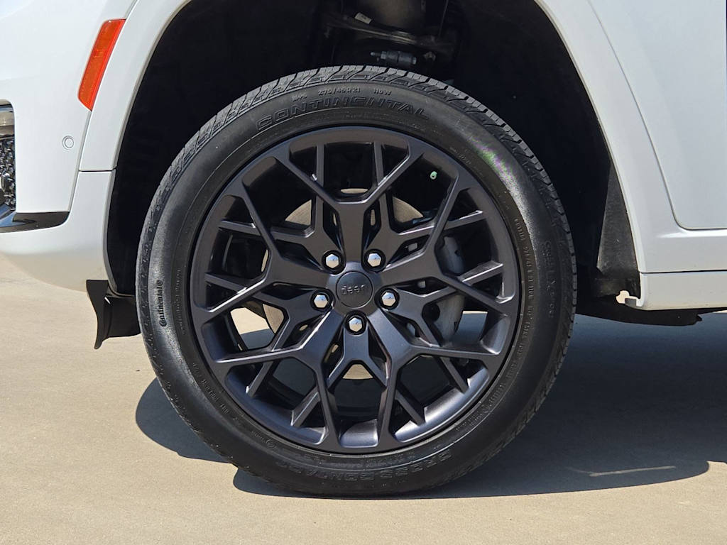 Thumbnail: 2024 Jeep Grand Cherokee L - 8