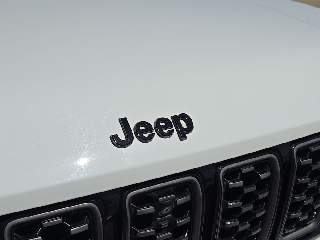 Thumbnail: 2024 Jeep Grand Cherokee L - 7