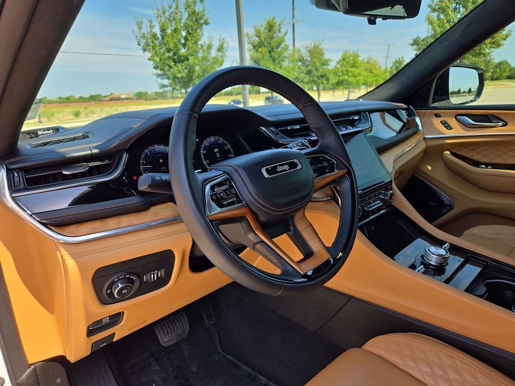 Thumbnail: 2024 Jeep Grand Cherokee L - 2