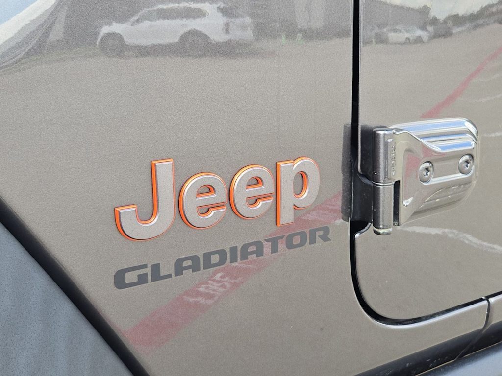 Thumbnail: 2022 Jeep Gladiator - 23