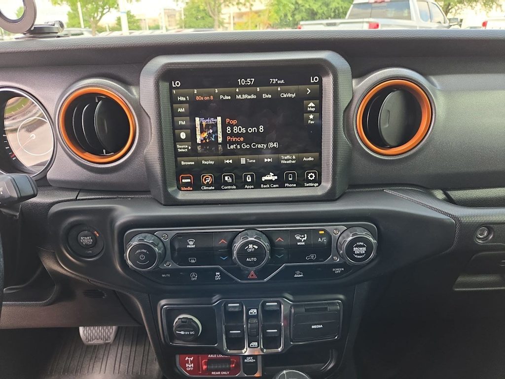 Thumbnail: 2022 Jeep Gladiator - 14