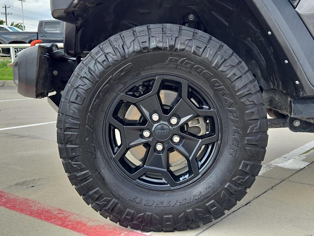 Thumbnail: 2022 Jeep Gladiator - 8