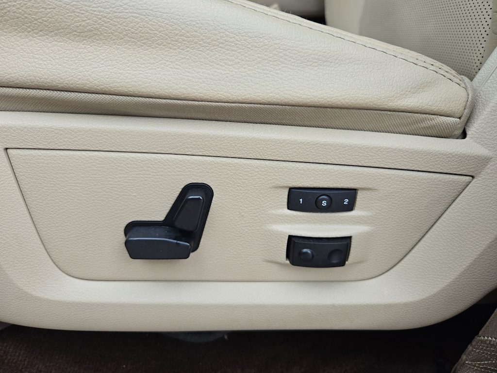 Thumbnail: 2015 RAM 1500 - 25