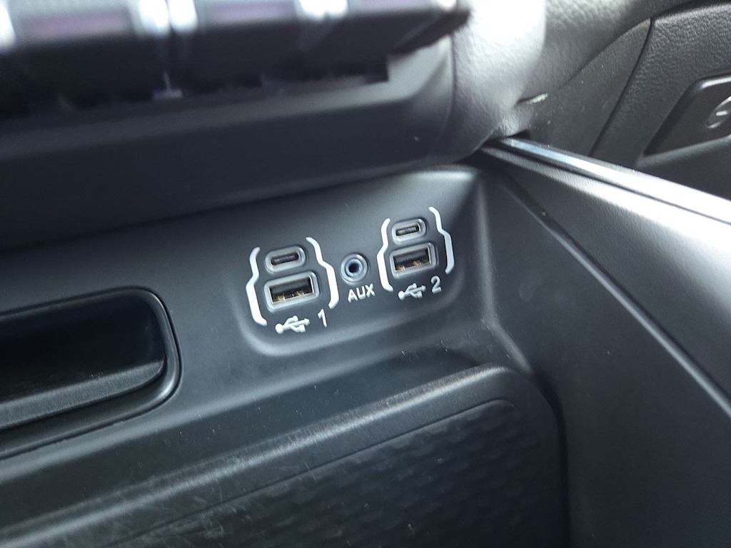 Thumbnail: 2022 RAM 1500 - 32