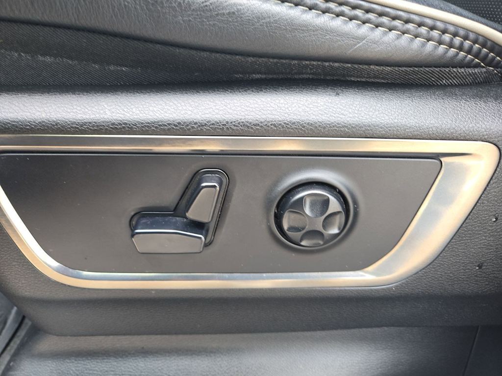 Thumbnail: 2020 RAM 1500 - 24
