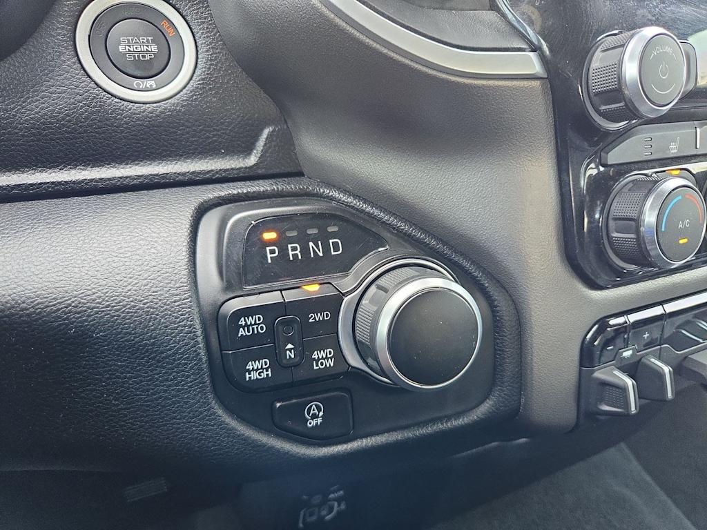 Thumbnail: 2022 RAM 1500 - 33