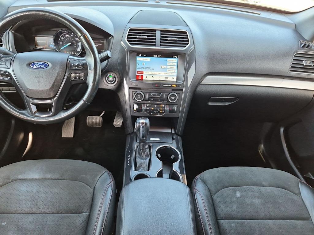 Thumbnail: 2018 Ford Explorer - 9