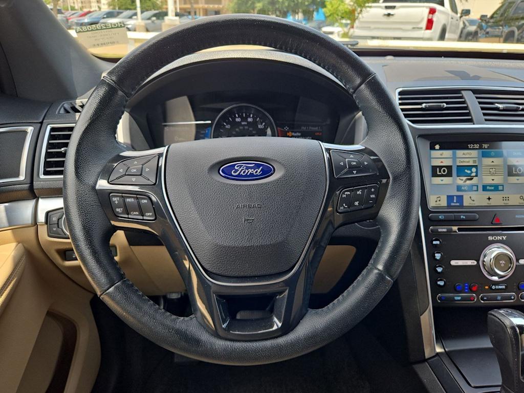 Thumbnail: 2017 Ford Explorer - 13