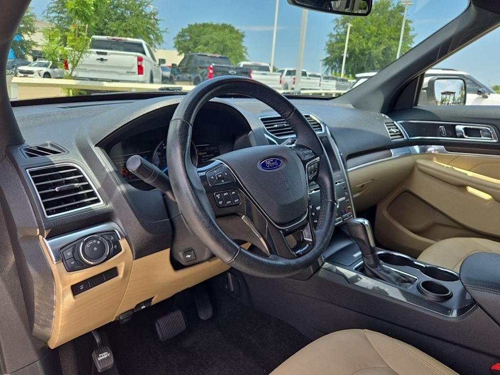 Thumbnail: 2017 Ford Explorer - 2