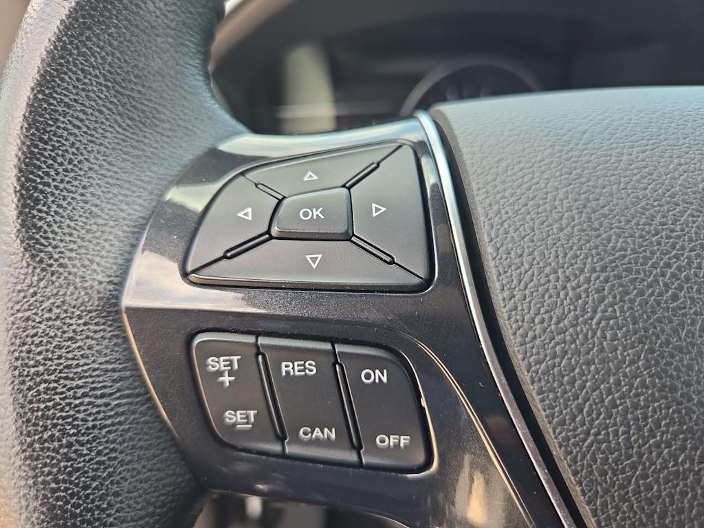 Thumbnail: 2017 Ford Explorer - 28