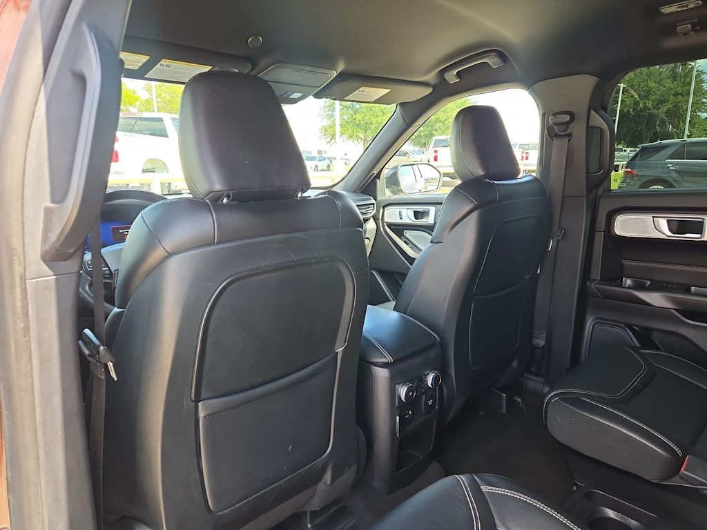 Thumbnail: 2020 Ford Explorer - 12