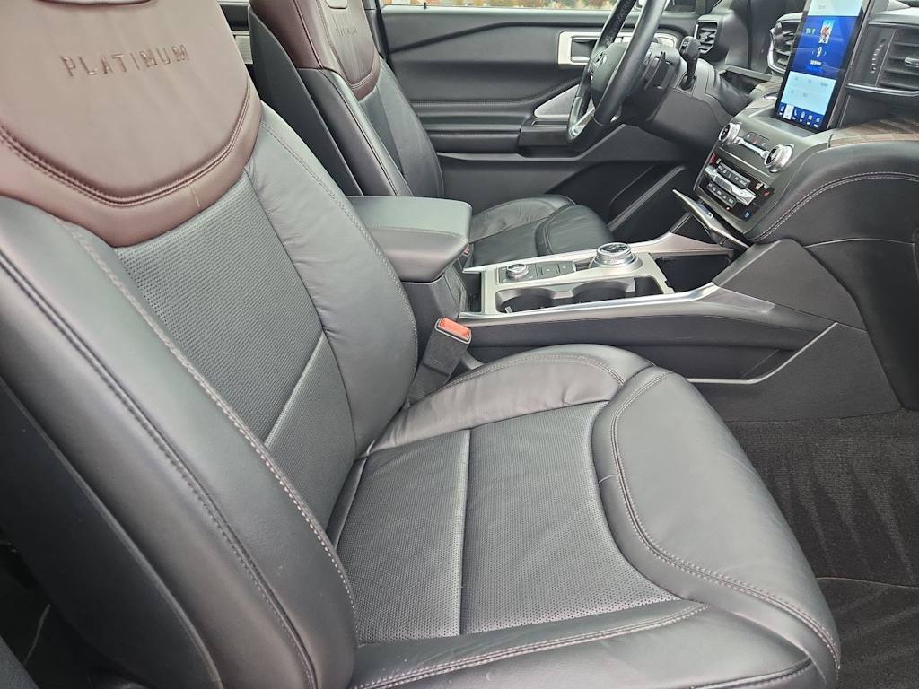 Thumbnail: 2020 Ford Explorer - 29