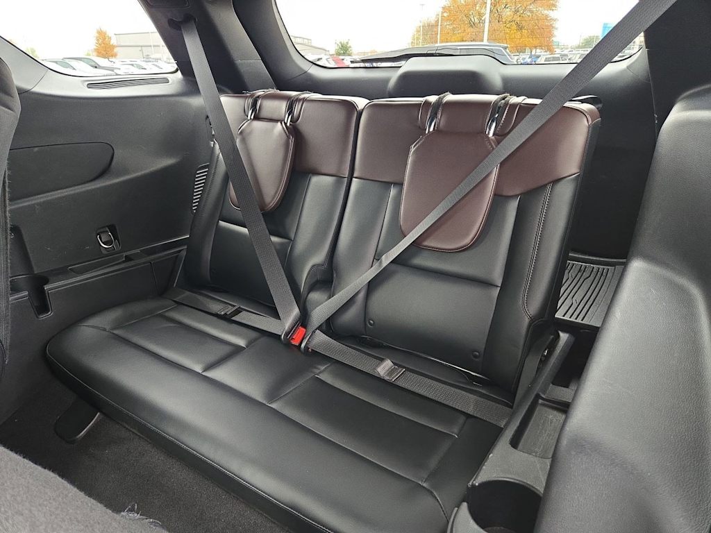 Thumbnail: 2020 Ford Explorer - 39